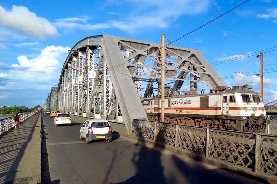 Traffic service to partially restricted in Bally Bridge
