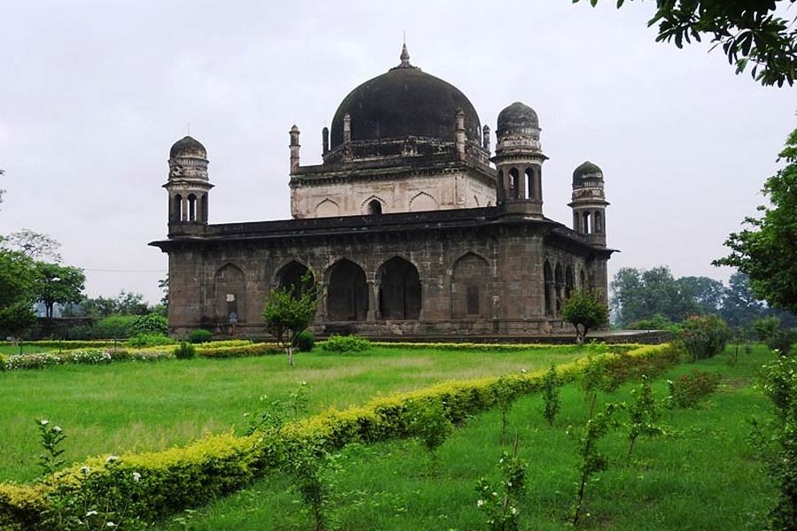 black-taj