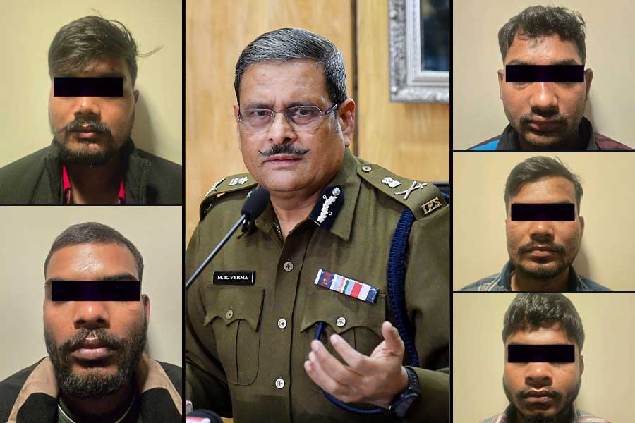 Motive of 5 armed men arrested from Sealdah is still unknown