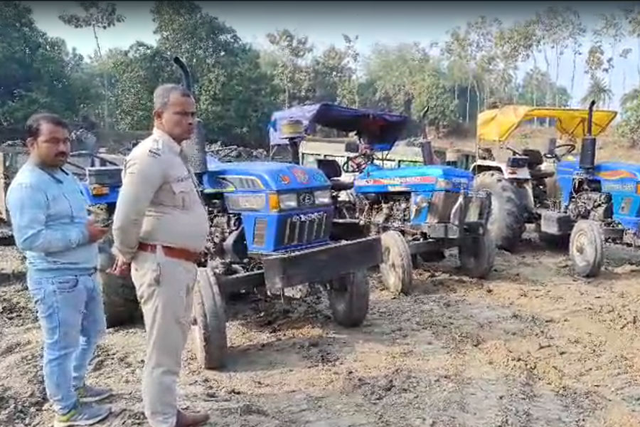 Ranaghat District Police has launched an operation against illegal land cutting
