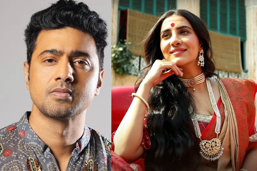 Dev congratulate Rukmini Maitra for winning Best actress at Dada Saheb Phalke Film Festival