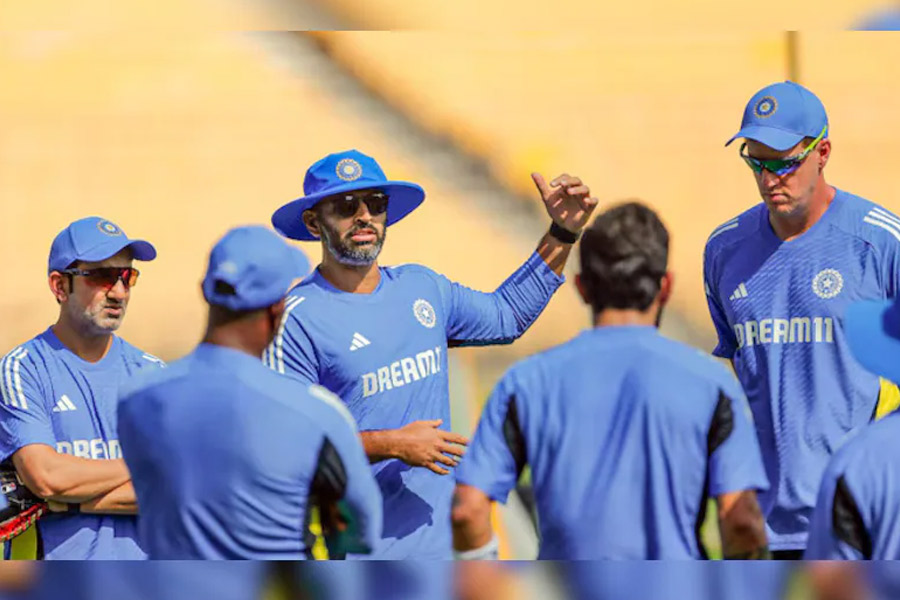 BCCI likely to change India support staff, Kevin Pitersen interested