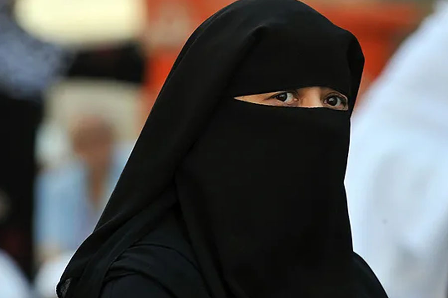 Lucknow woman alleges husband gave triple talaq for dowry demand