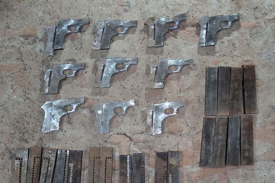 STF and jharkhand police conduct a raid in jharkhand, 6 person arrested