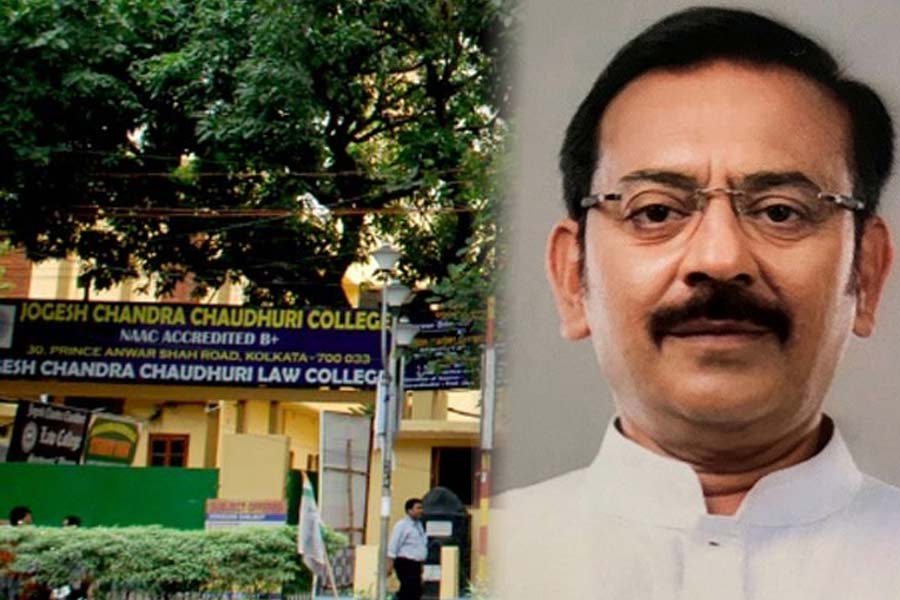 Aroop Biswas appointed as gb president of Jogesh chandra chaudhuri college