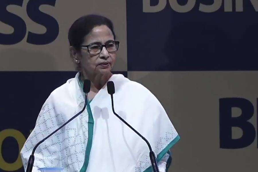 BGBS 2025: CM Mamata Banerjee explains about work friendly environment of Bengal