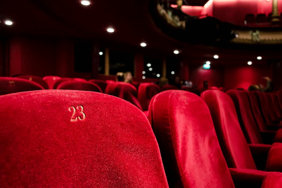 Bengaluru Man Sues PVR-INOX For Wasting 25 Minute in Ads