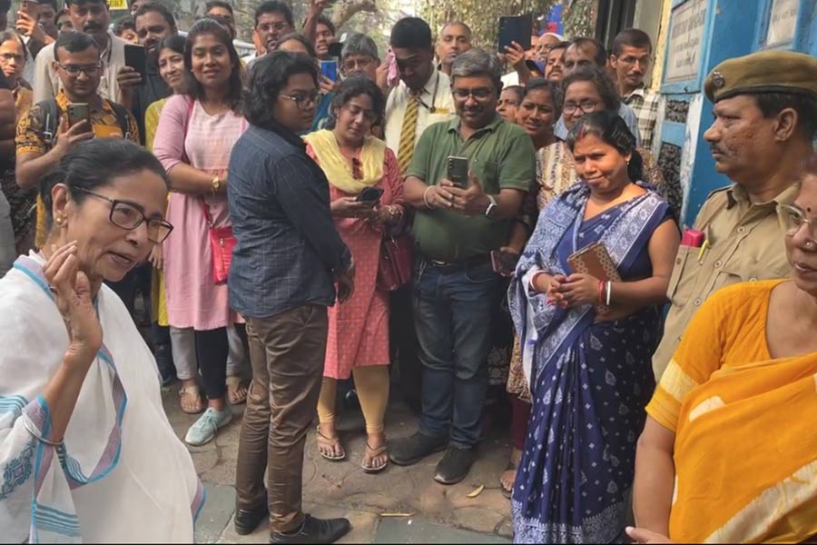 CM Mamata Banerjee visits school during Madhyamik, spoke to guardians