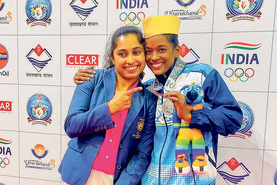 Bengal athlete Pranati Das wins two gold in National Games