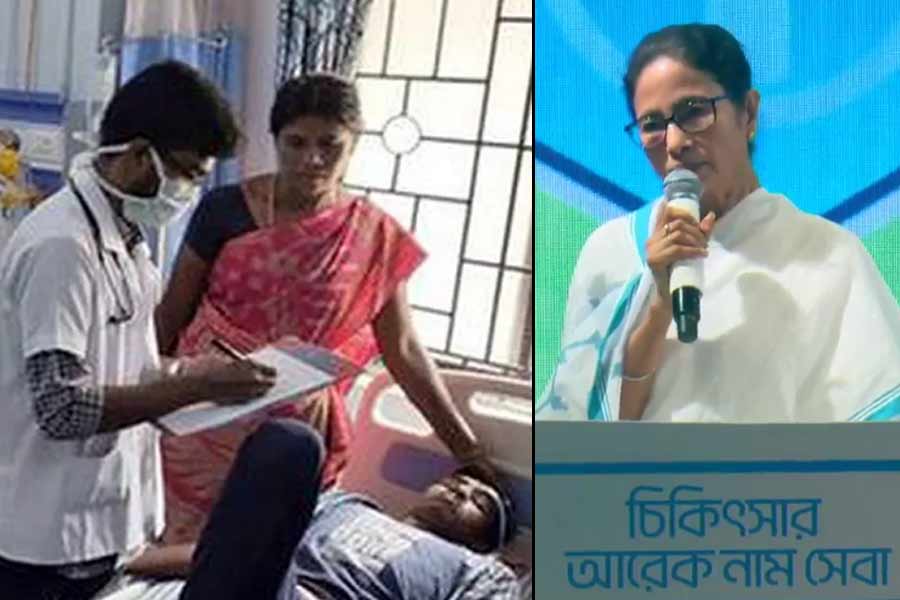 Mamata Banerjee wants doctors to work in govt hospital for 8 hours
