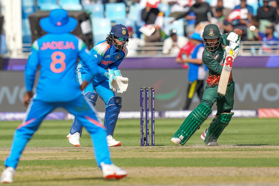Bangladesh sets good total against India in Champions Trophy