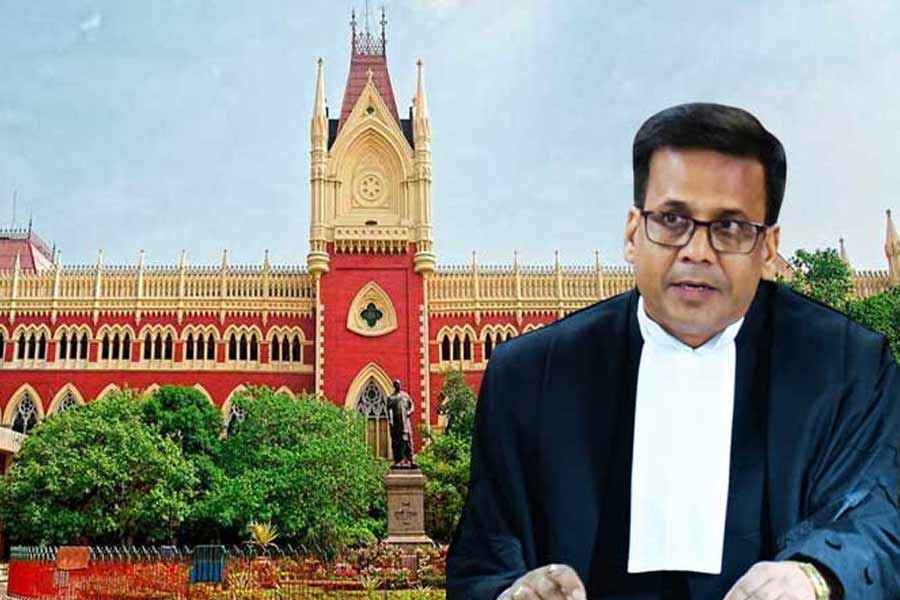 Judge proposes hearing in bengali on International mother language day