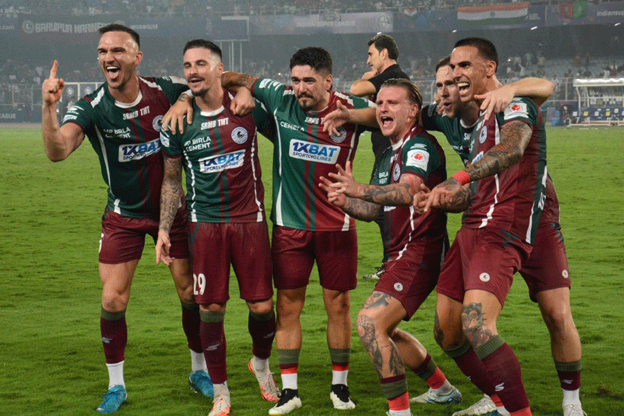 Mohun Bagan will be given League shield Trophy after FC Goa Match