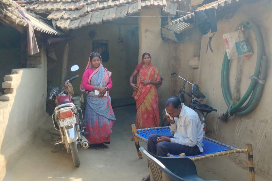 Village of Purulia is in mourning after losing three people in Kumbh accident
