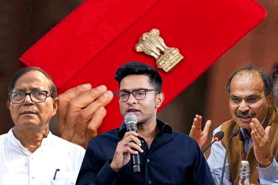 বাজেটে ‘চক্রান্ত’ মোদির, একযোগে সরব বিরোধীরা
