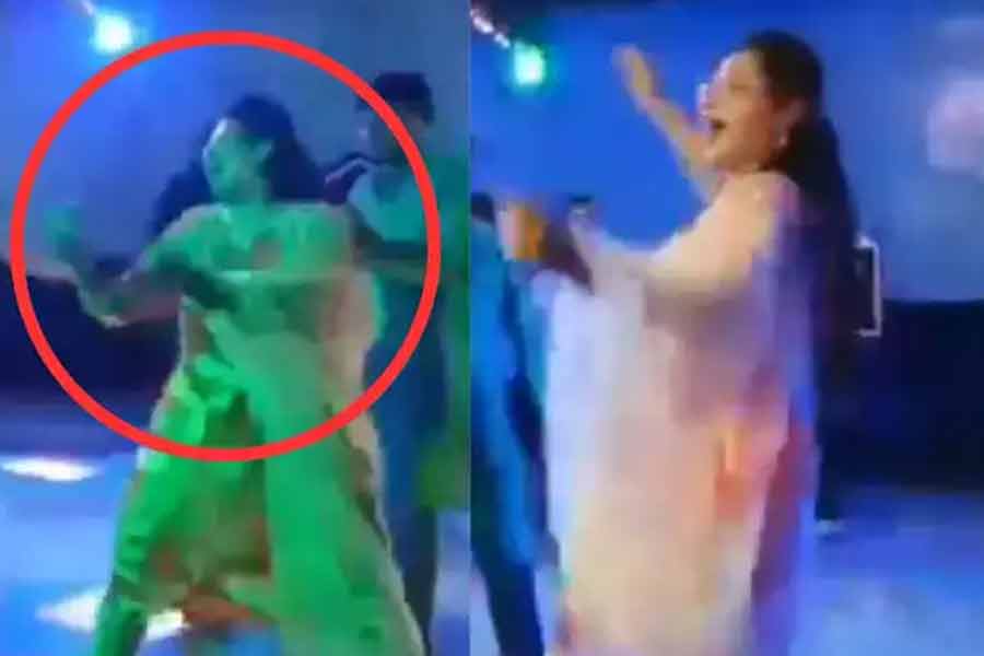 উদ্দাম নাচ প্রতিবন্ধী কোটায় চাকরি পাওয়া সরকারি কর্মীর, ভিডিও ভাইরাল হতেই তুমুল বিতর্ক