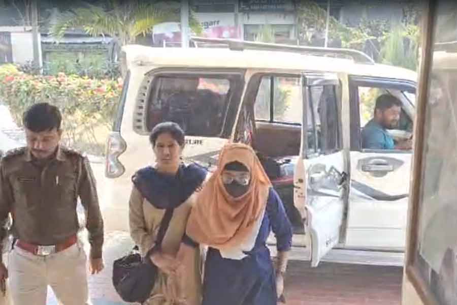 Fake Madhyamik exam candidate arrested in Hooghly
