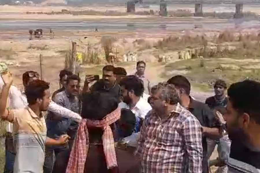 Jitendra Tiwari attacked while stopping sand smuggling in Asansol