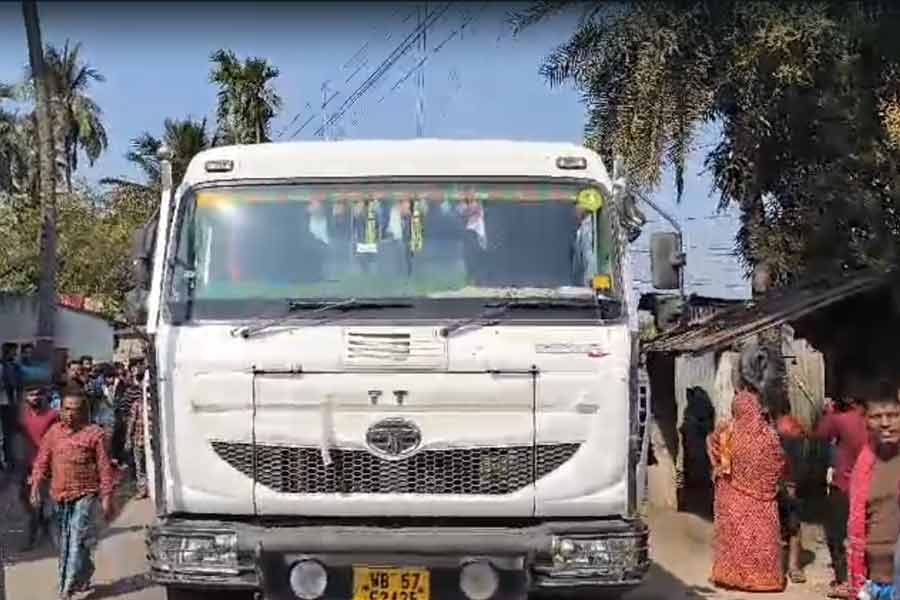 a child died in a road accident in Nadia