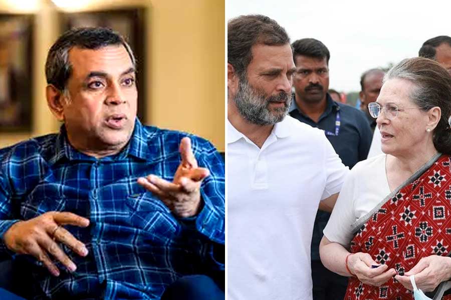 Delhi Election Results: Paresh Rawal takes a dig at Sonia Gandhi and Rahul Gandhi