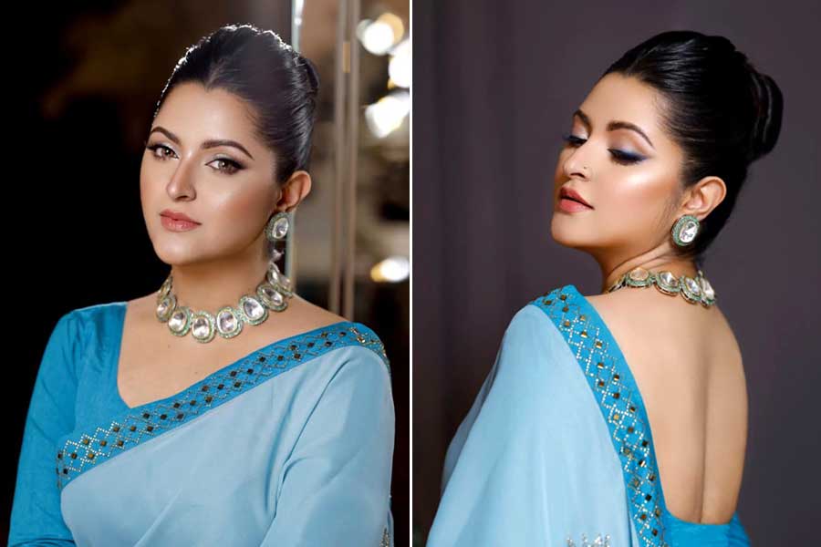 Bangladeshi singer fall in love with Pori Moni