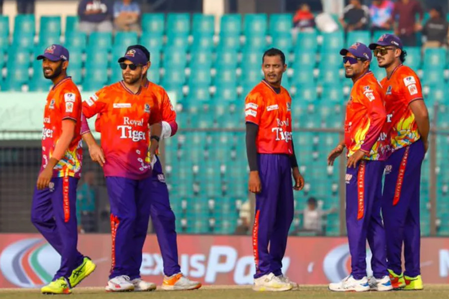 Team bus driver locks cricketer's kit bag for not getting dues in Bangladesh