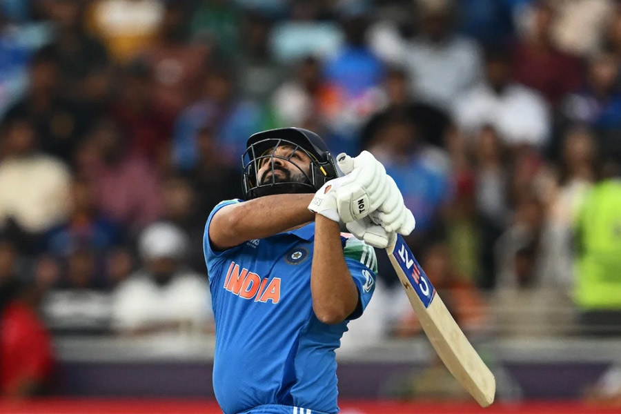 Rohit Sharma scores 11 thousand runs in ODI cricket