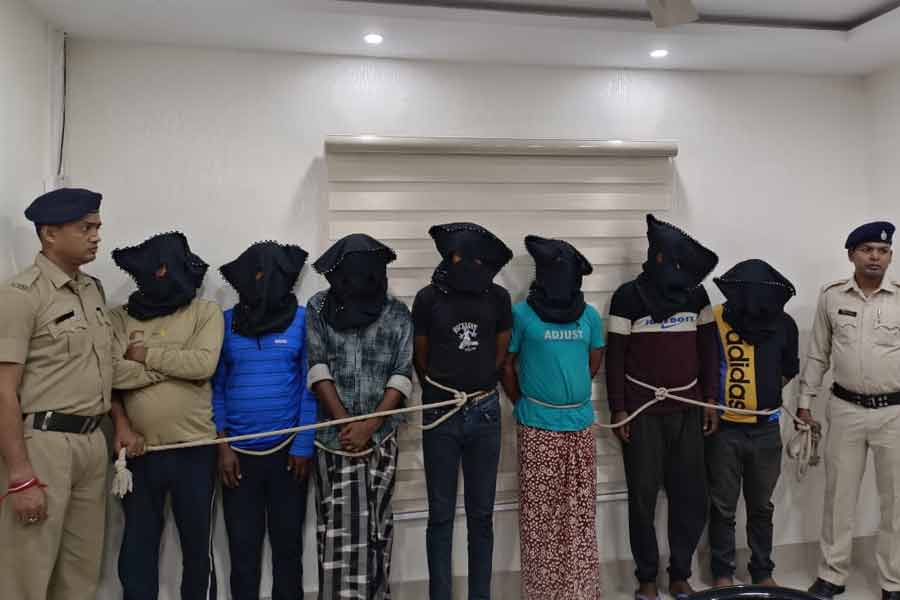 5 lakhs rupees contract in Usti's shootout case! Arrest 8