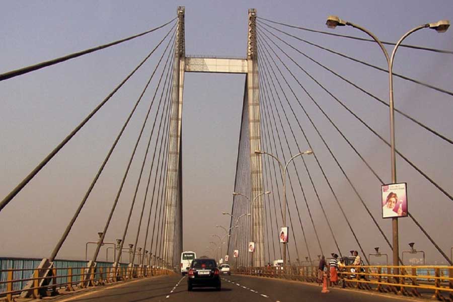 Bomb scare in 2nd hooghly bridge