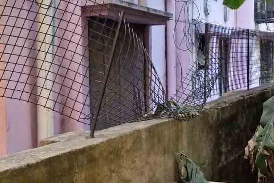 Former army officer died in Barrackpore sparks row