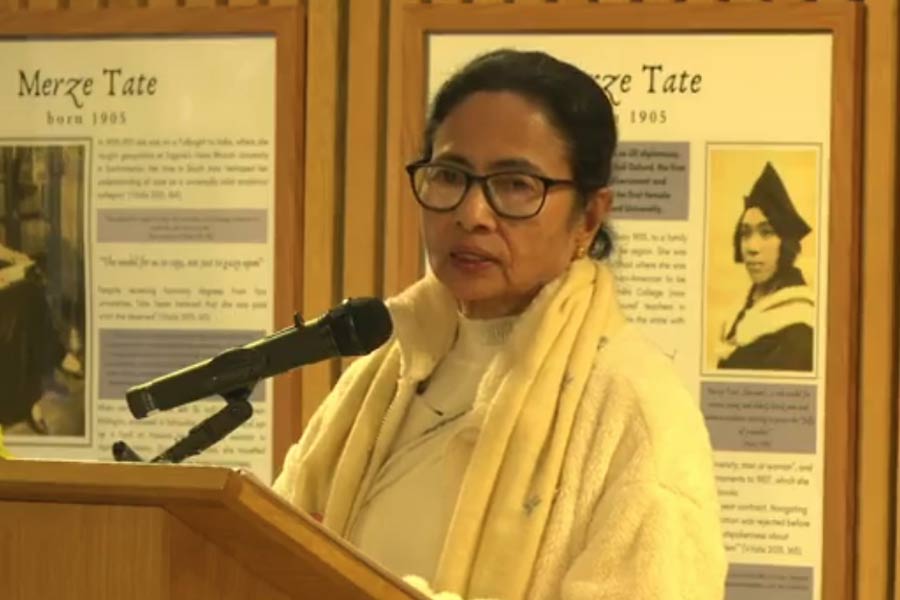 Mamata Banerjee London Tour: Bengal CM spreads message of unity at Oxford University