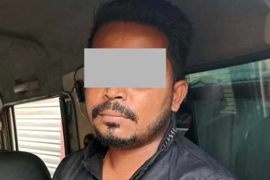 Police arrest a person in Charu Market Murder Case