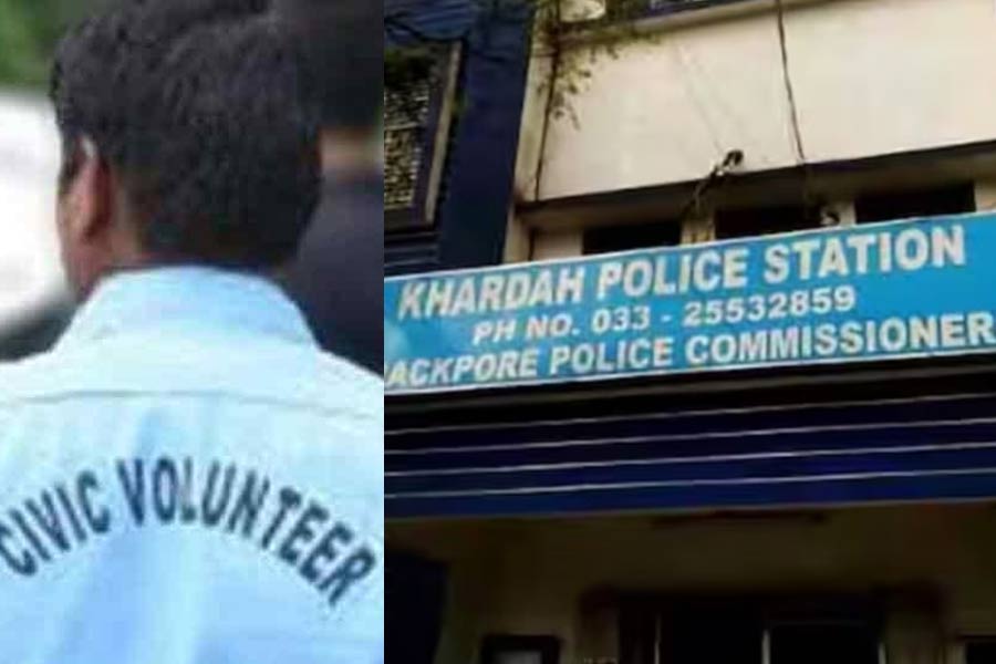 Civic volunteer arrested after alleged threatning to the women with the name of RG Kar incident at Khardah
