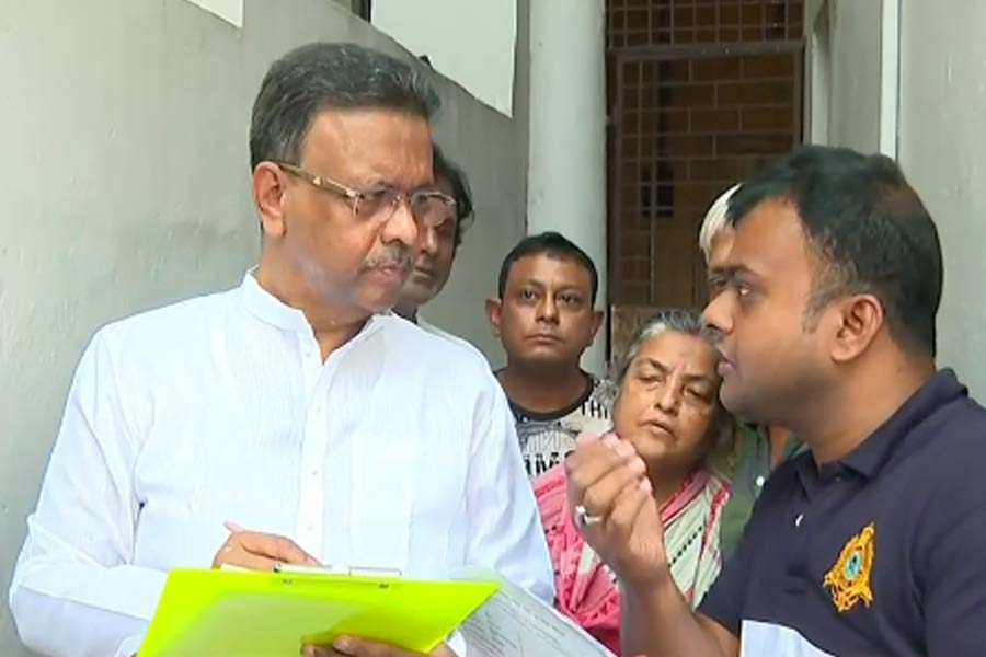 Firhad Hakim visit Chetla to check voter list
