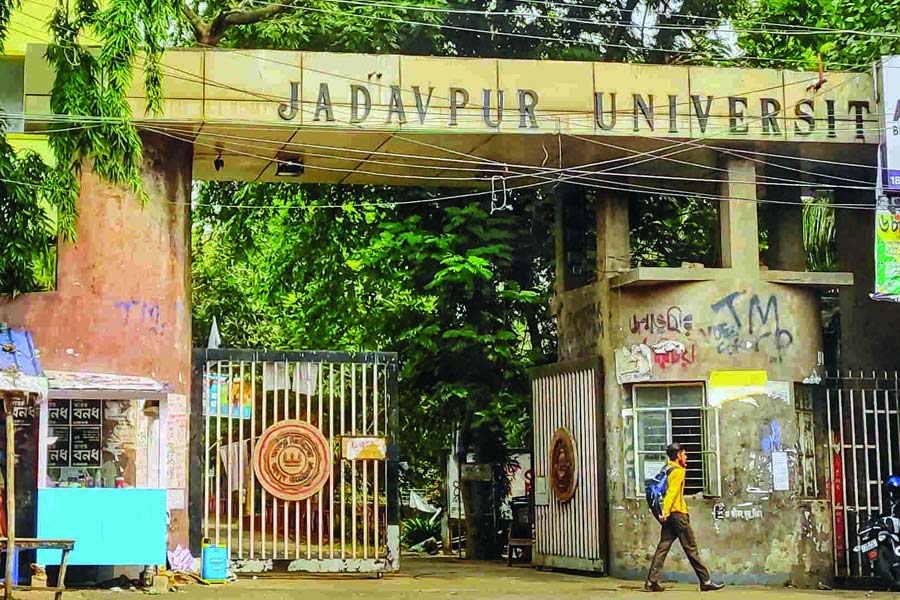 VC must sit in the discussion by 4 pm on Wednesday, said protestors of Jadavpur University