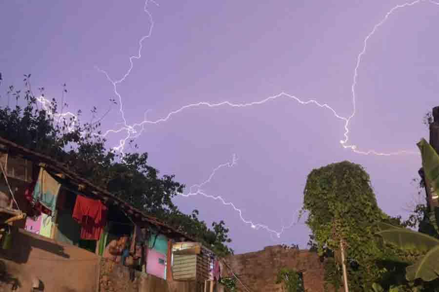 Rain Lash out in Kolkata