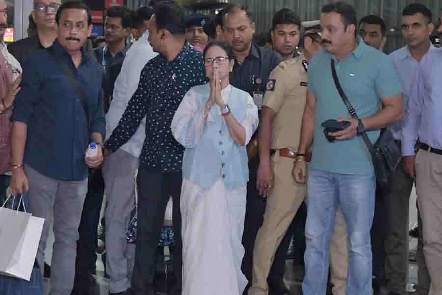 CM Mamata Banerjee assures people of Bengal for being with them just ahead of going London