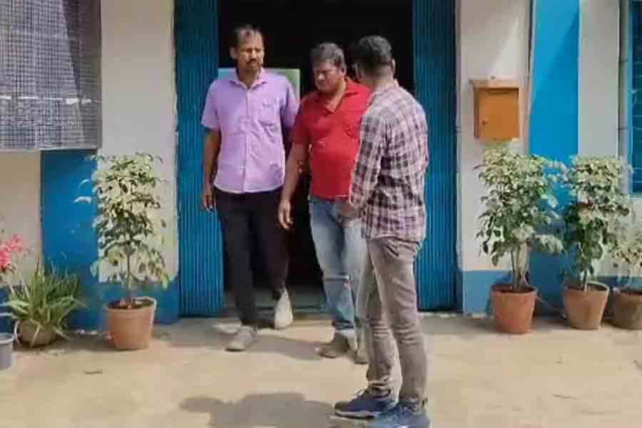 A doctor is now under scanner in the Ashoknagar kidney case
