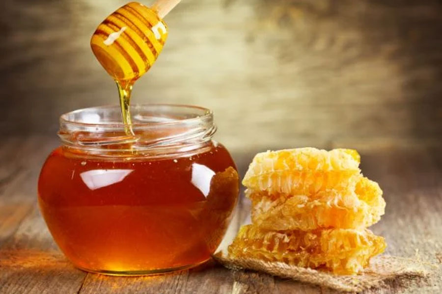 Honey from sunderbans is sold in crores
