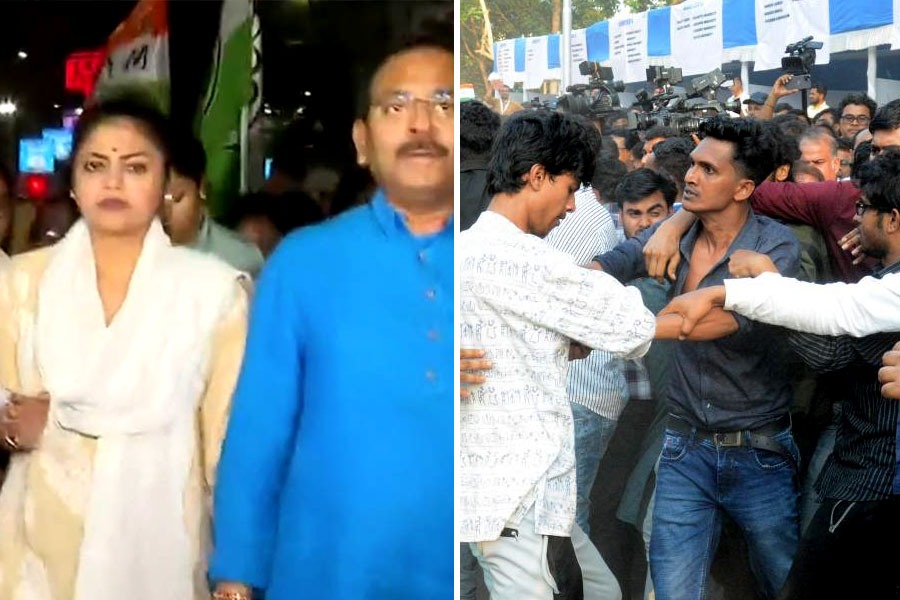 রণক্ষেত্র যাদবপুর, থানার সামনে খণ্ডযুদ্ধে তৃণমূল-বাম