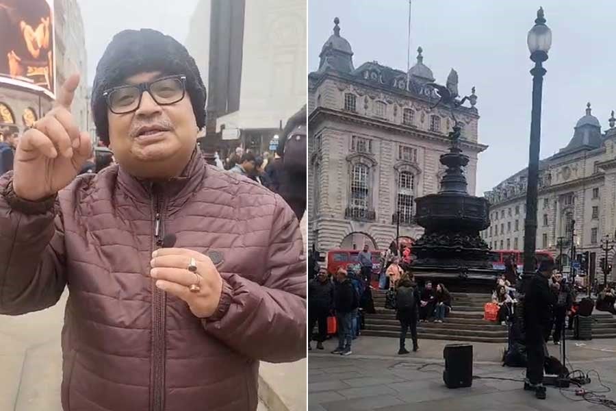 পিকাডিলি সার্কাস মোড়ে স্মৃতি রোমন্থন কুণাল ঘোষের