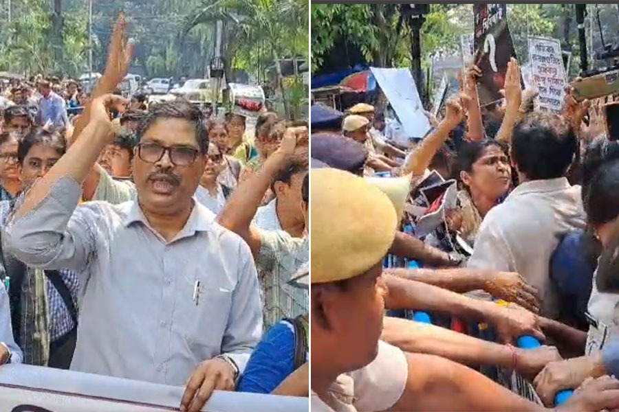 আর জি কর কাণ্ডে সিবিআই তদন্তে প্রশ্ন! চিকিৎসকদের সিজিও কমপ্লেক্স অভিযান