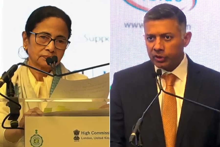 বাংলায় লগ্নি করলে জিতবেন, শিল্পপতিদের আহ্বান হাইকমিশনারের