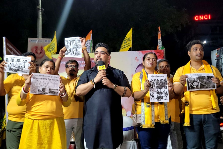 লন্ডনে মমতার ভাষণের সময় বাধা! ‘অপমানে’র বিরুদ্ধে সোচ্চার ‘ফ্যাম’