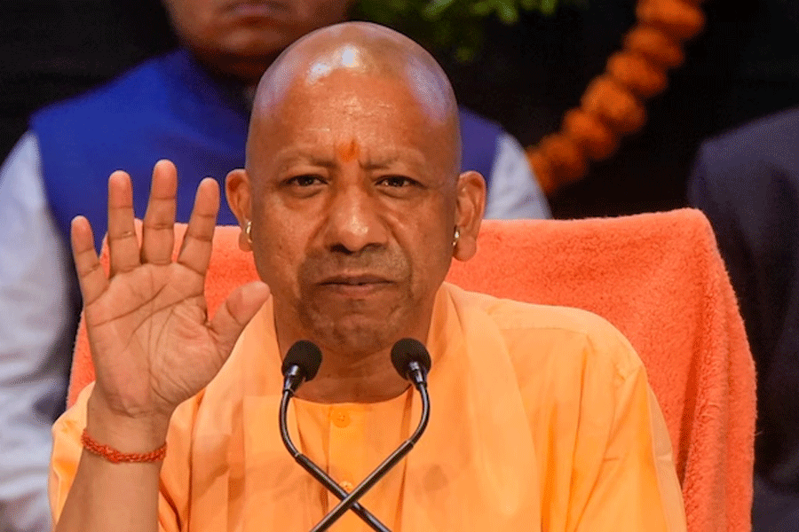 Yogi Adityanath's plane makes emergency landing at Agra airport