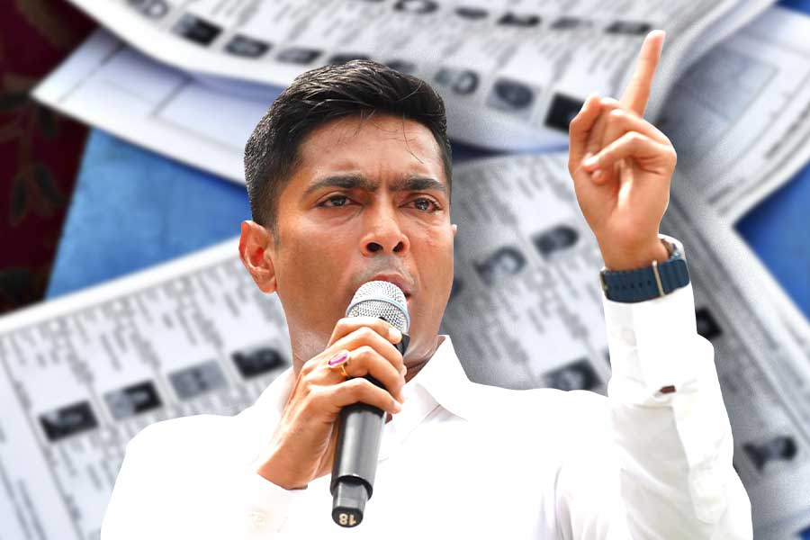 Case filed in Calcutta HC against Abhishek Banerjee's election result