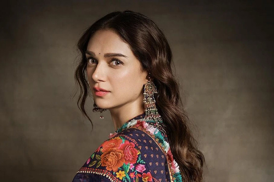 Aditi Rao Hydari says she was shocked when she got no offers after Heeramandi