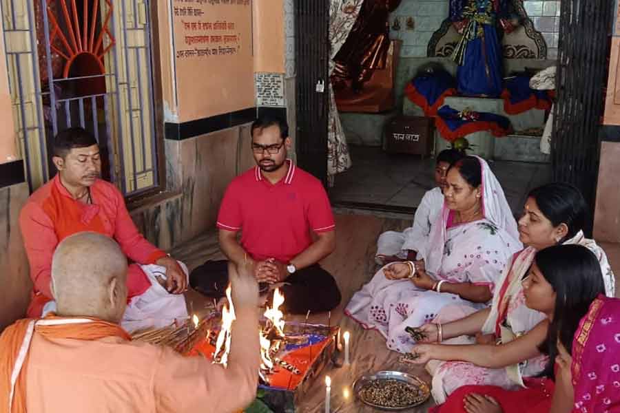 Communal harmony on Eid in Uttar Dinajpur