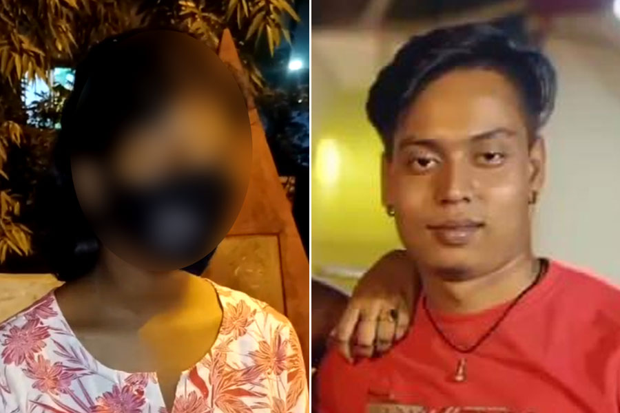 মাদক খাইয়ে ছাত্রীদের শ্লীলতাহানির অভিযোগ শিক্ষকের বিরুদ্ধে