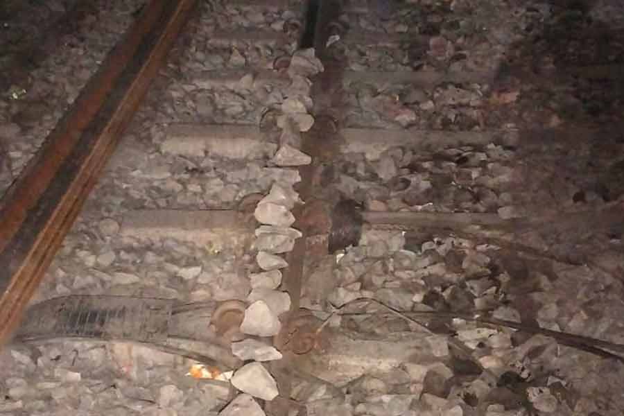 Stones are placing on the line in Barasat